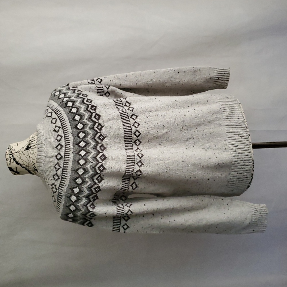 Weatherproof Gray Patterned Crewneck Sweater - image 4